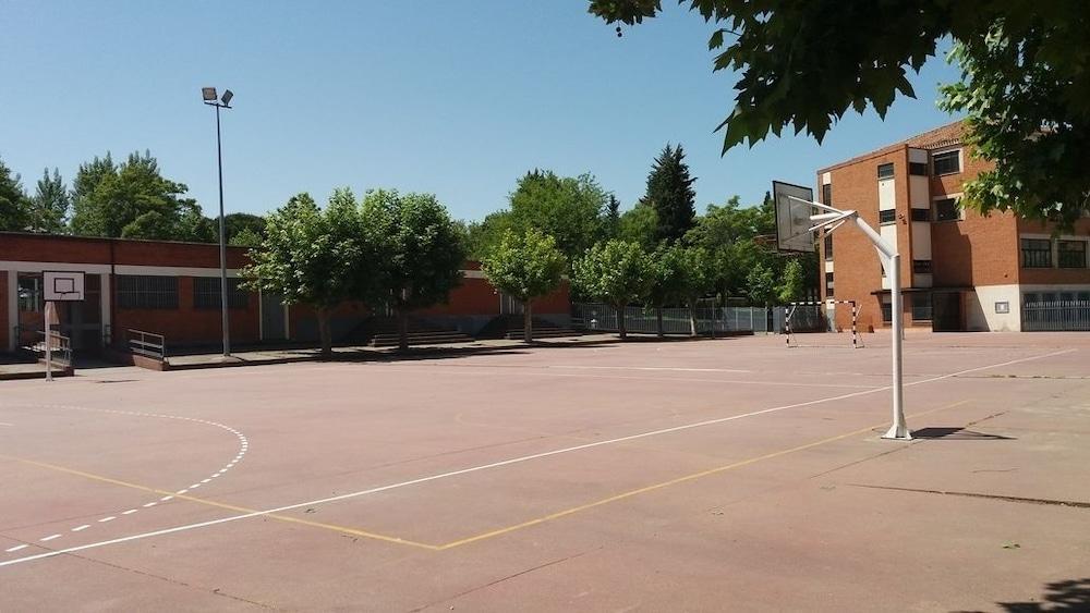 Centro San Viator Hostel Valladolid Luaran gambar